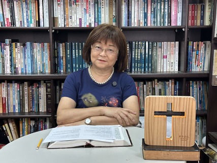 舉目向田觀看 （2025年九月八日╱每日甘泉）