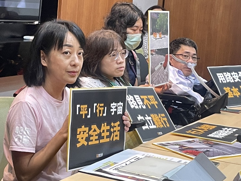 都市馬路不利障礙者 立委：法規仍不足