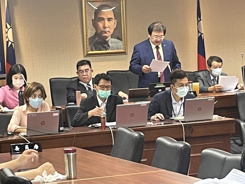 家暴法擴大對象 立委：保護令難有效果
