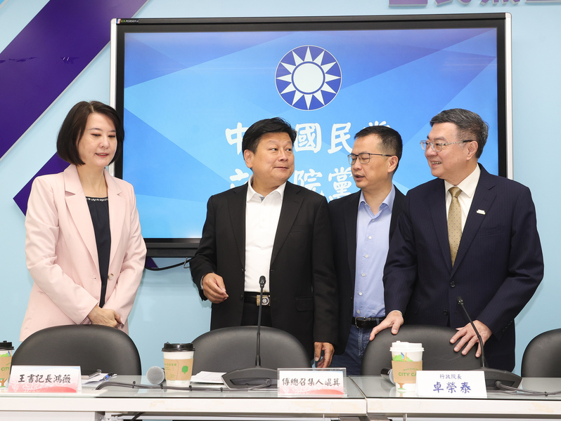 藍白支持挹注產業 反對撥補台電1000億