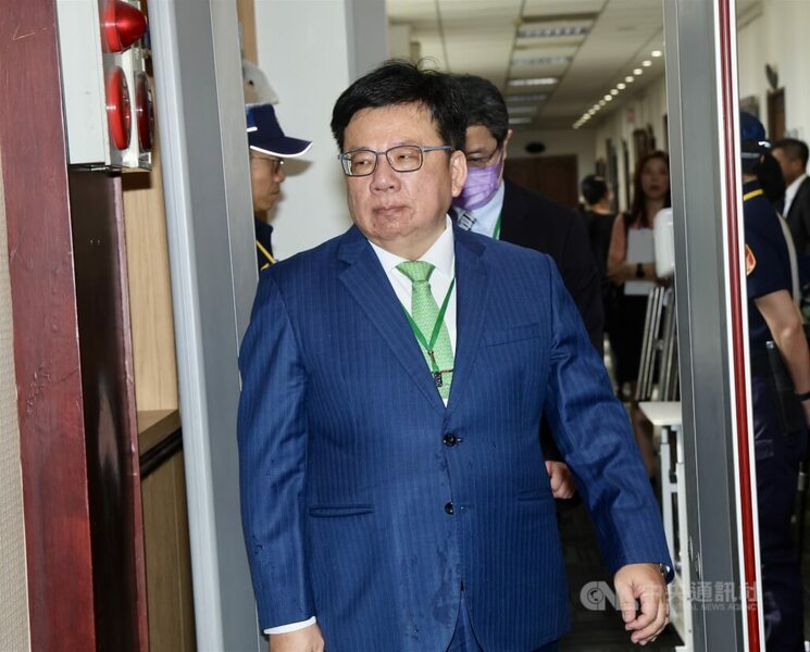 李俊俋被免職 涉貪案偵辦受注目