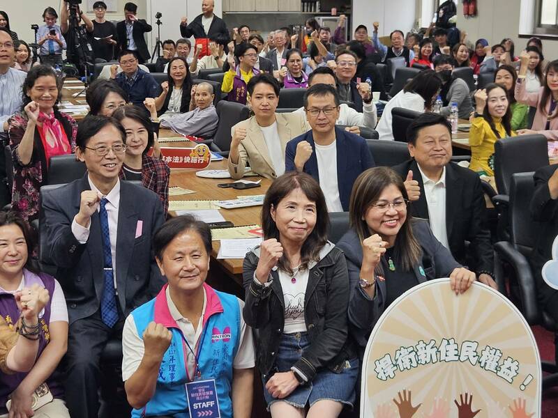 全台有近百萬新住民 藍白籲速設發展署