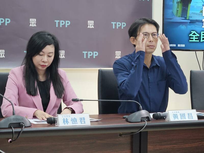 軍購被延宕、潛艦下不去 白要賴總統說清楚