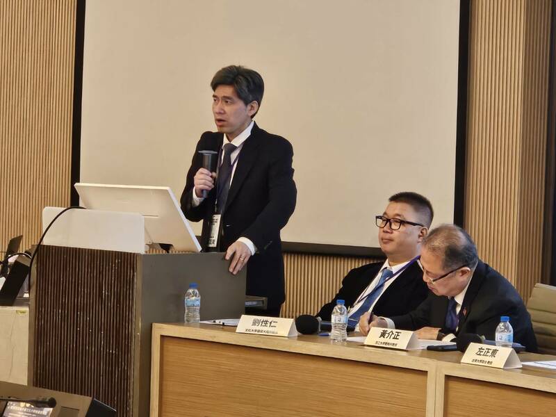 賴政府執政一週年研討會上,學者對賴清德總統後續的兩岸、對美關係發表不少的提醒。(Photo by 呂翔禾/台灣醒報)