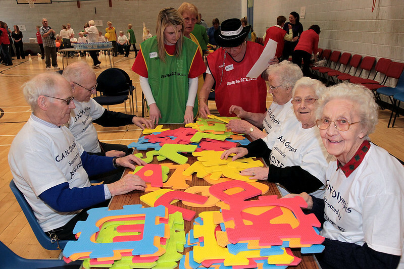 越來越多的長者在基督教信仰中找到人生的意義。(Photo by West Lothian Council on Flickr used under Creative Commons license)