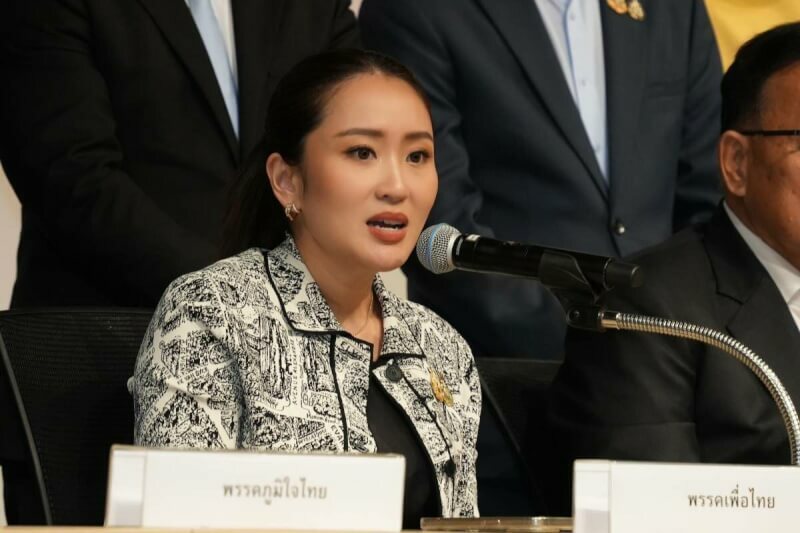 泰國總理貝東塔近日因音檔外洩,面臨下台呼聲,保守派可能會以撤換總理保住政權。(中央社)