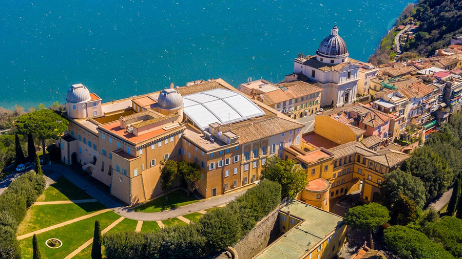 為期兩週,教宗良十四世將於岡道爾夫堡的巴貝里尼別墅度假。(Photo from The Vatican Tickets under C.C License)
