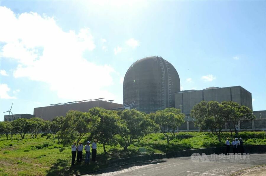 環團4日召開記者會,認為核三廠事故不斷、難確保安全,且重啟耗費大量成本下,不應同意重啟核三。(中央社示意照)