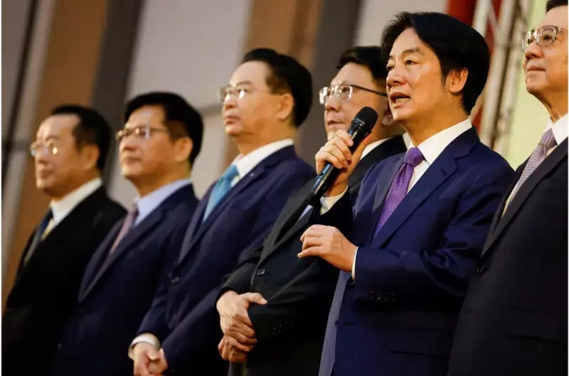 聯合內閣可不可行?總統賴清德還在要求大家推行到底,這種氛圍下,怎麼跟在野黨對話?(網路截圖)