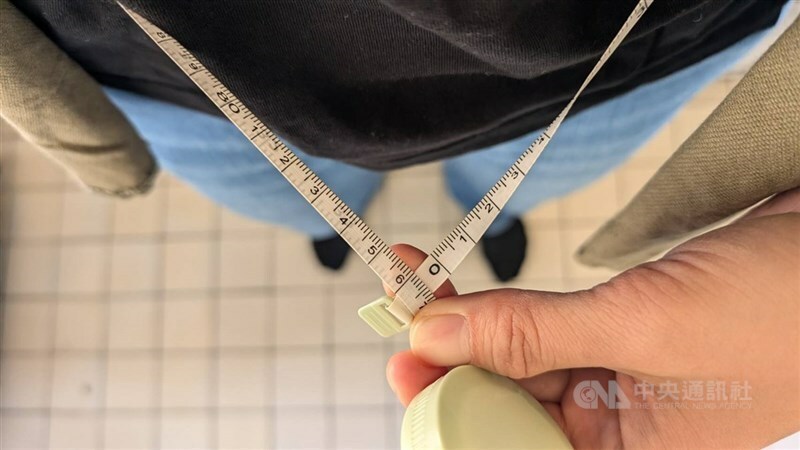 國健署21日表揚代謝症候群防治計畫績優診所,並宣布擴大範圍,盼民眾積極加入、減少慢性病風險。(中央社示意圖)