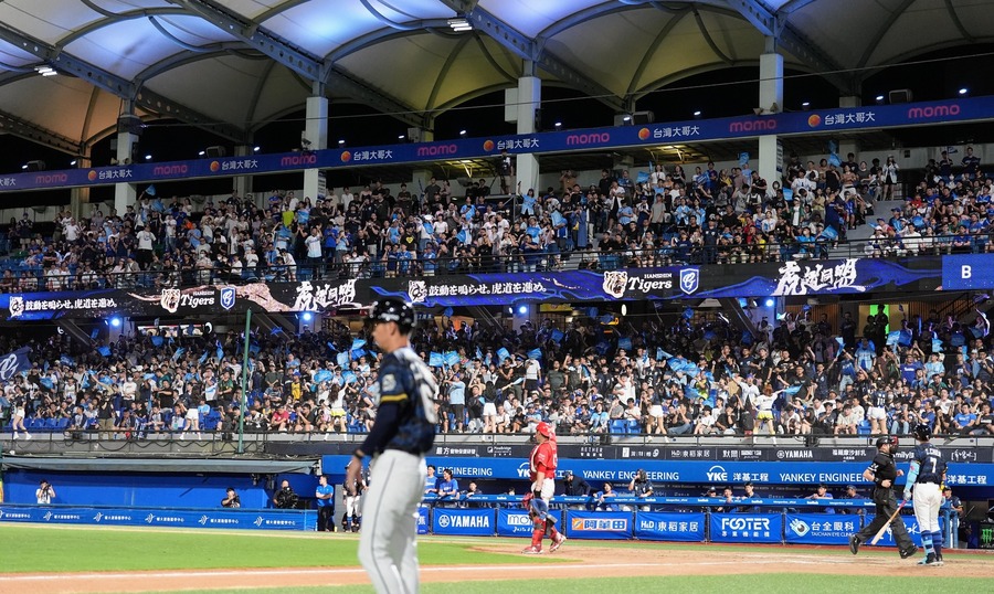 中職墊底的富邦悍將持續低迷,本季很有可能刷新隊史最低勝率。(photo from Fubon Guardians 富邦悍將棒球隊 Facebook Officials)