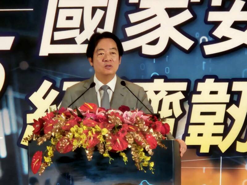 總統賴清德10日出席「2025國家安全&經濟韌性論壇」,強調要增加供應鏈、數位通訊、全社會防衛與經濟韌性。(Photo by 呂翔禾/台灣醒報)