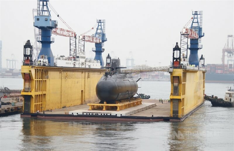 近來國防部坦承潛艦國造太過樂觀,凸顯過去制定政策、大罷免的的混亂與荒謬。(中央社示意圖)