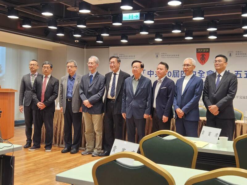 國策研究院23日的研討會上,學者認為從近日的中共解放軍人事動盪來看,可能有內部政變,習近平的權力恐有不小調整。(Photo by 呂翔禾/台灣醒報)