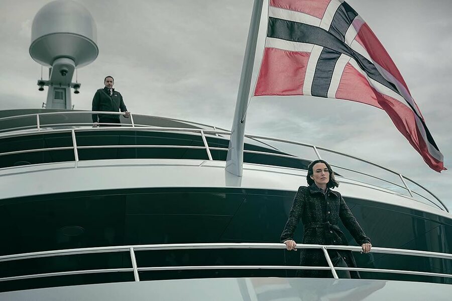 奈特利飾演的是總在新聞前線衝刺,勇敢揭露政經真相,敢言人之不敢言的 尖銳記者Laura Blacklock。( 電影劇照)