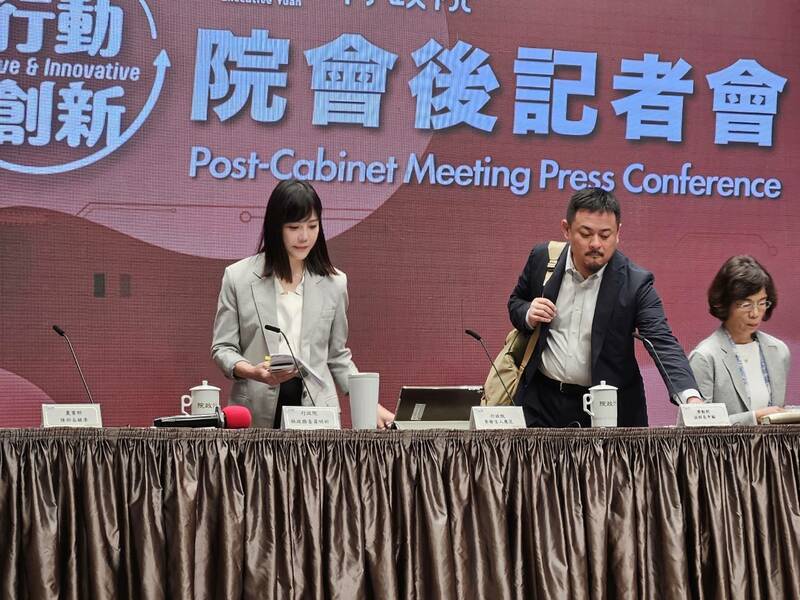 勞動部宣布新的就業與移工方案,製造業、旅宿業與商港碼頭若幫多少本勞加薪,就能增聘多少移工,但有上限限制。(Photo by 呂翔禾/台灣醒報)