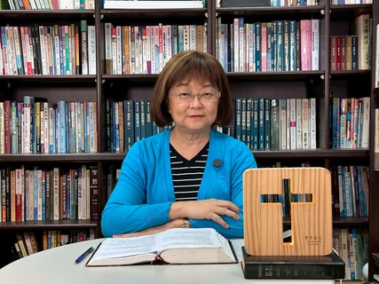 耶穌的肋旁流出血與水（20251223每日甘泉）